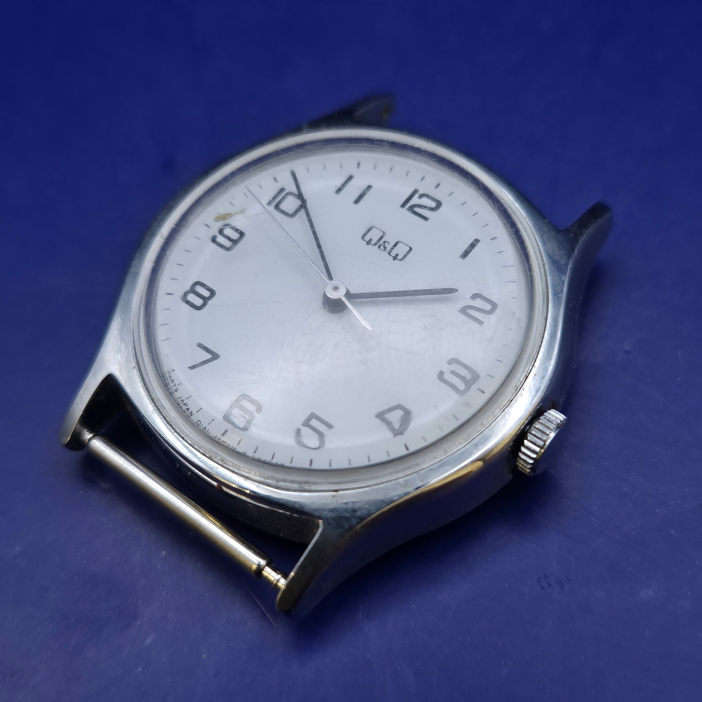 Klassische Q&Q Herren Uhr – Minimalistisches Design mit klarem Zifferblatt