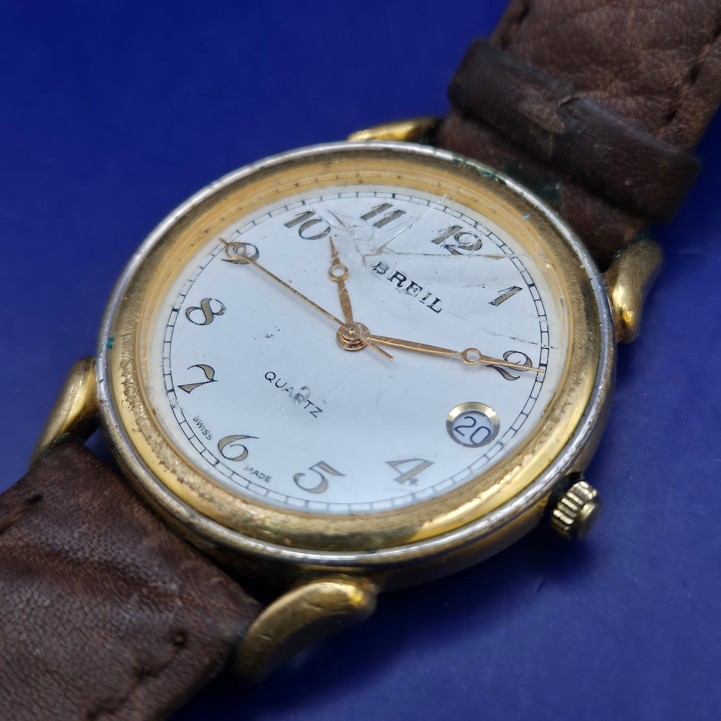 Klassische Breil Swiss Made Herren Uhr – Vintage Look mit Datumsanzeige