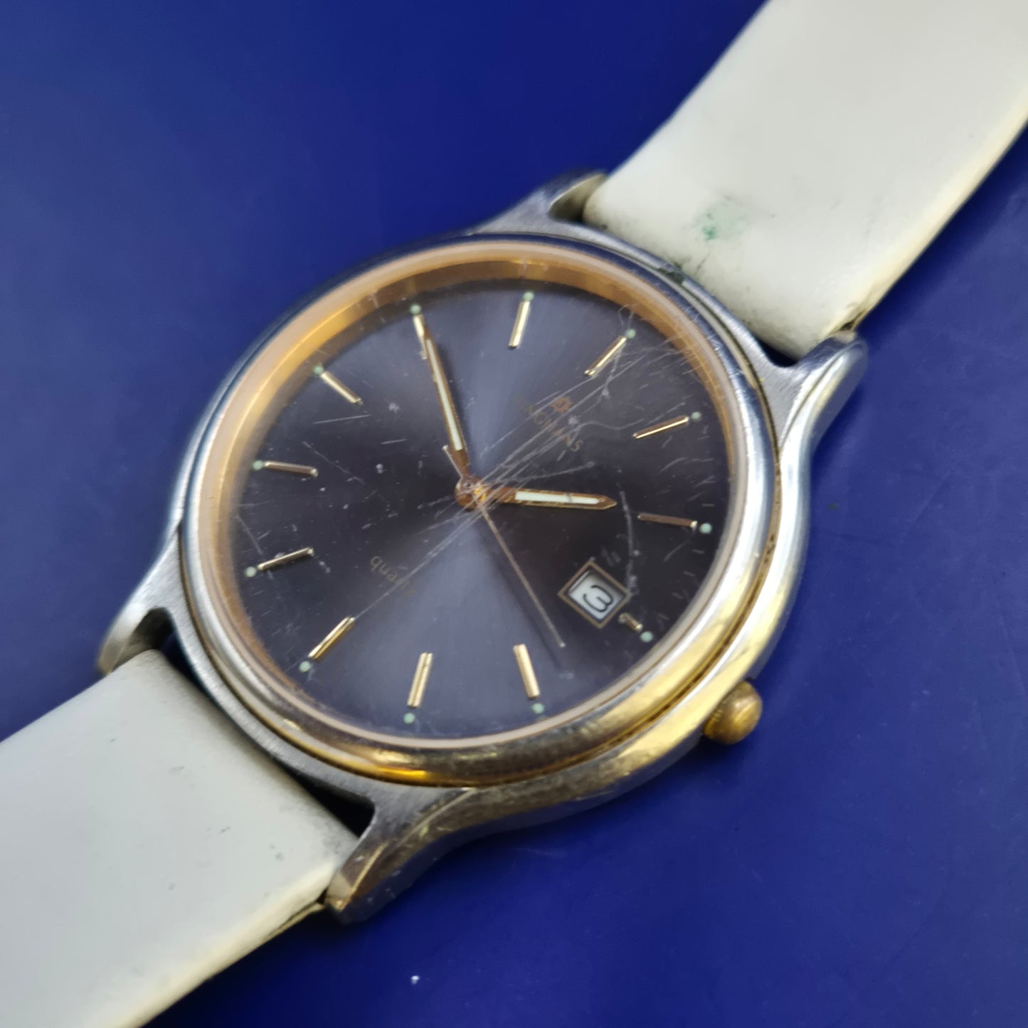 Klassische Junghans Herren Uhr – Zeitloses Design mit Datumsanzeige