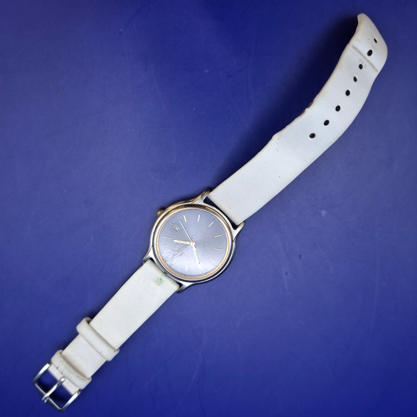 Klassische Junghans Herren Uhr – Zeitloses Design mit Datumsanzeige
