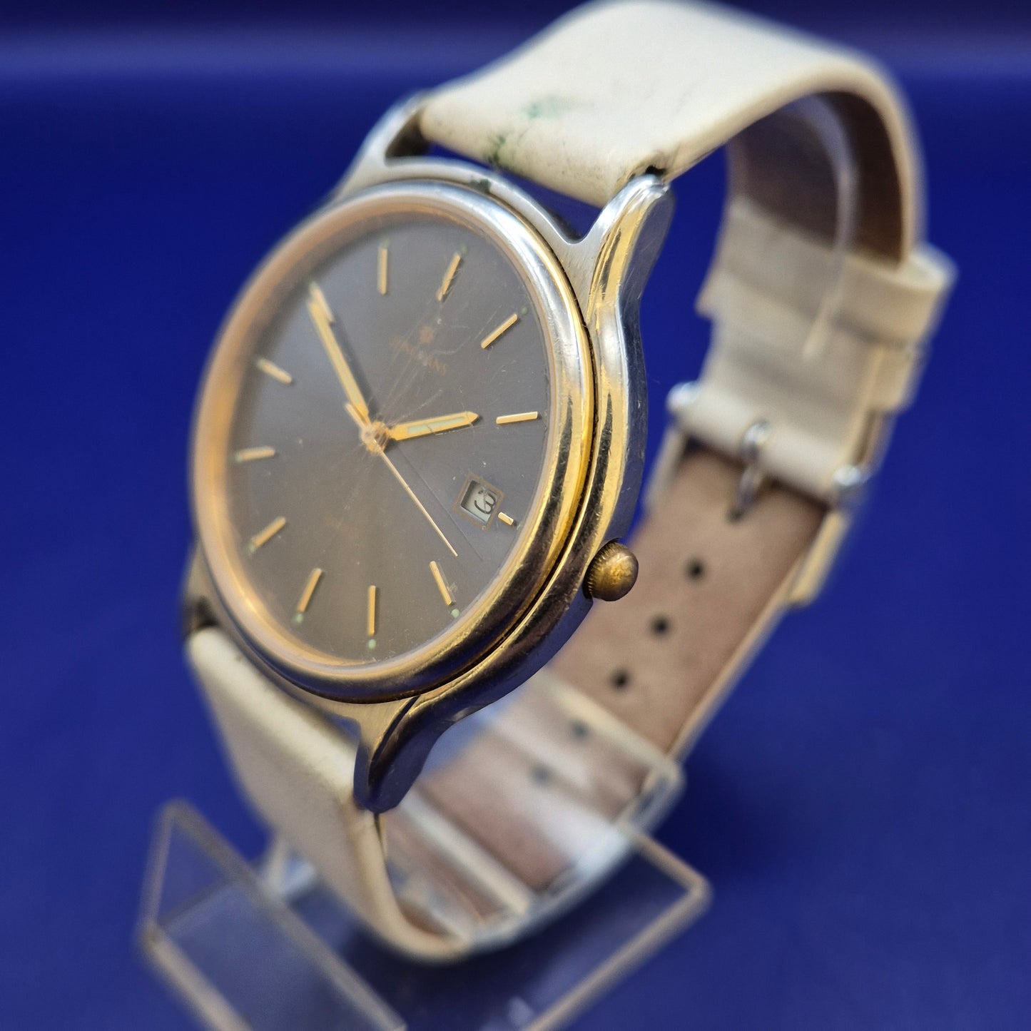 Klassische Junghans Herren Uhr – Zeitloses Design mit Datumsanzeige