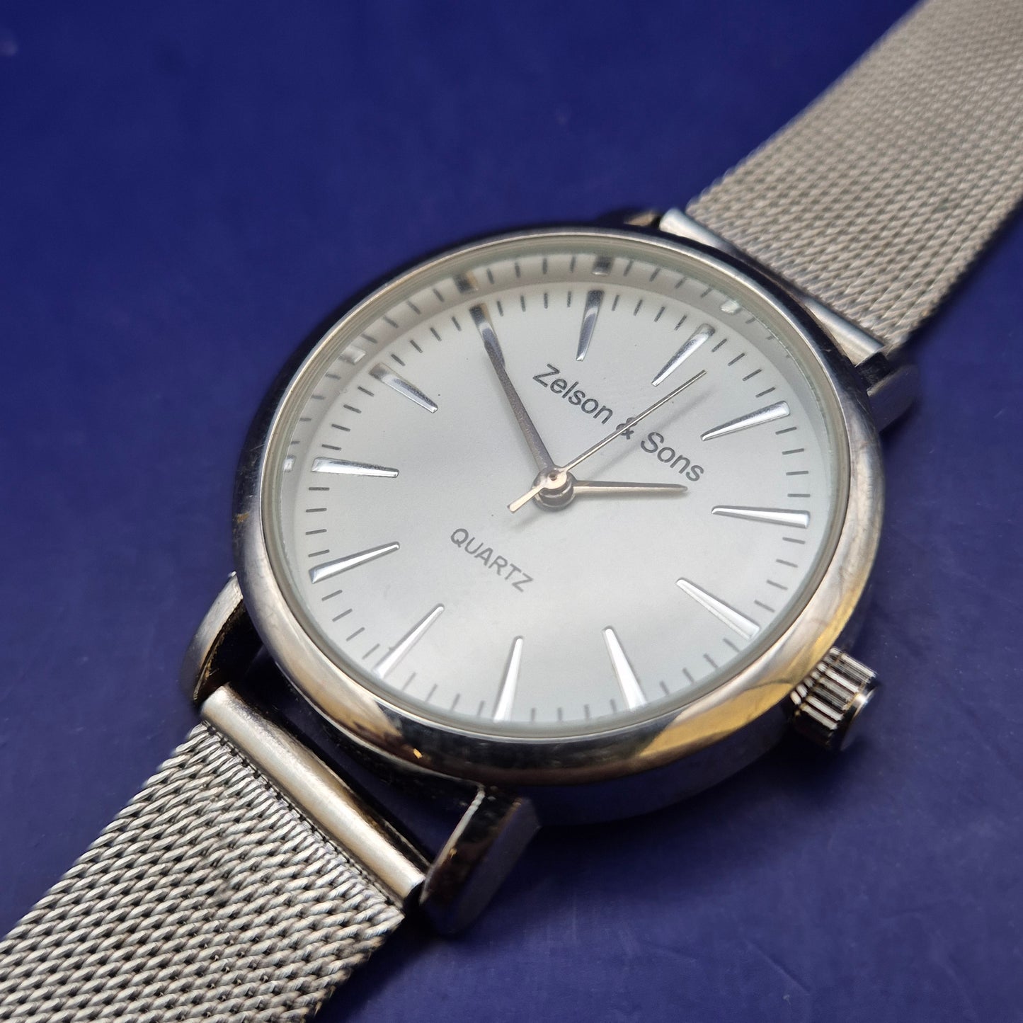 Klassische Zelson & Sons Damen Uhr – Minimalistisches Silber-Design