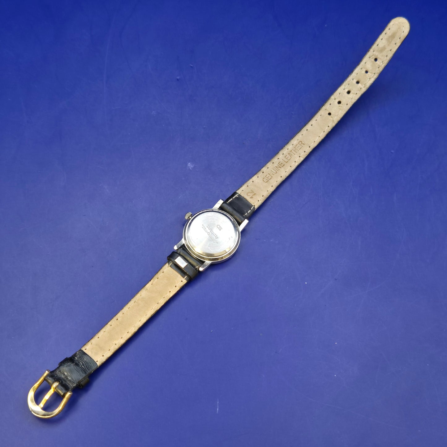 Klassische Irion Damen Uhr – Zeitloses Design mit Lederarmband