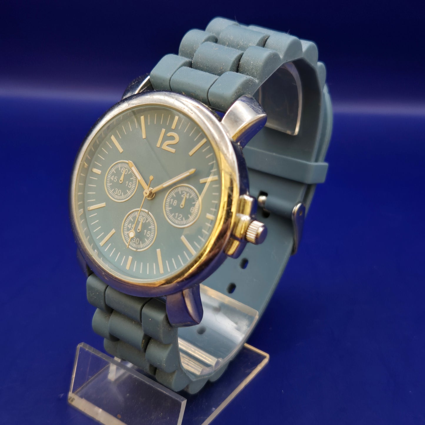 Moderne LBMDJ Damen Uhr – Sportlicher Look in Mattblau und Silber