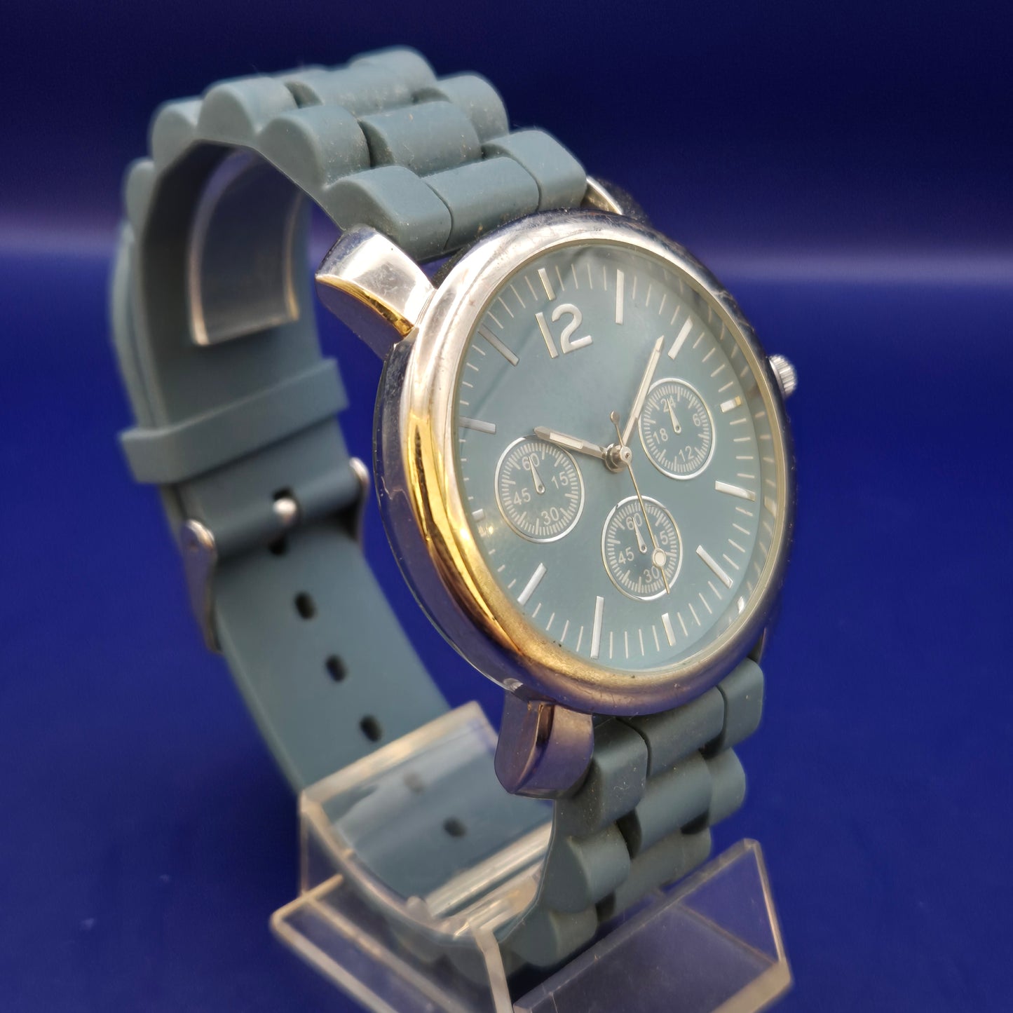 Moderne LBMDJ Damen Uhr – Sportlicher Look in Mattblau und Silber