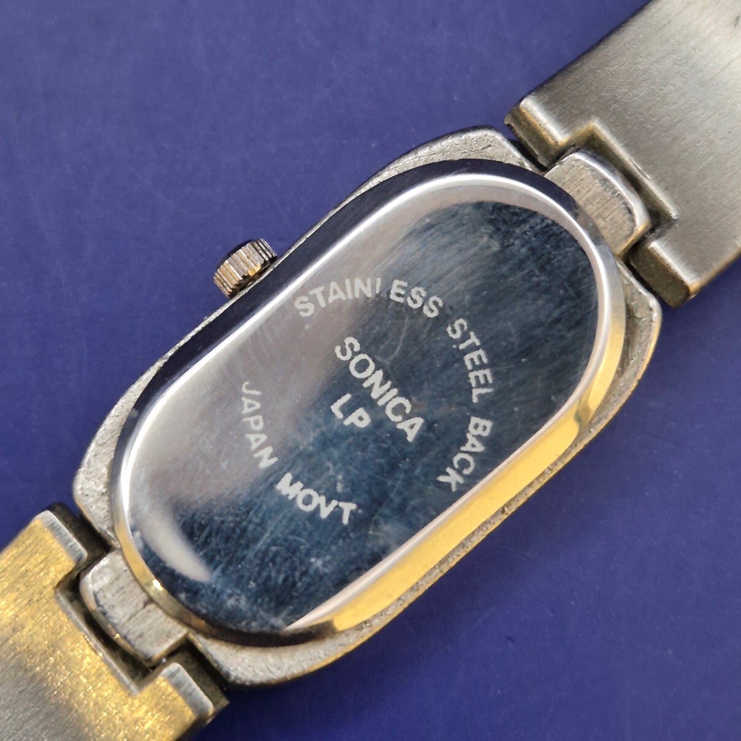 Elegante Sonica LP Damen Uhr – Ovales Design im Vintage-Stil