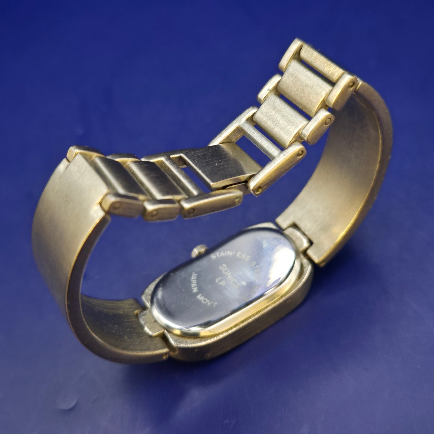 Elegante Sonica LP Damen Uhr – Ovales Design im Vintage-Stil