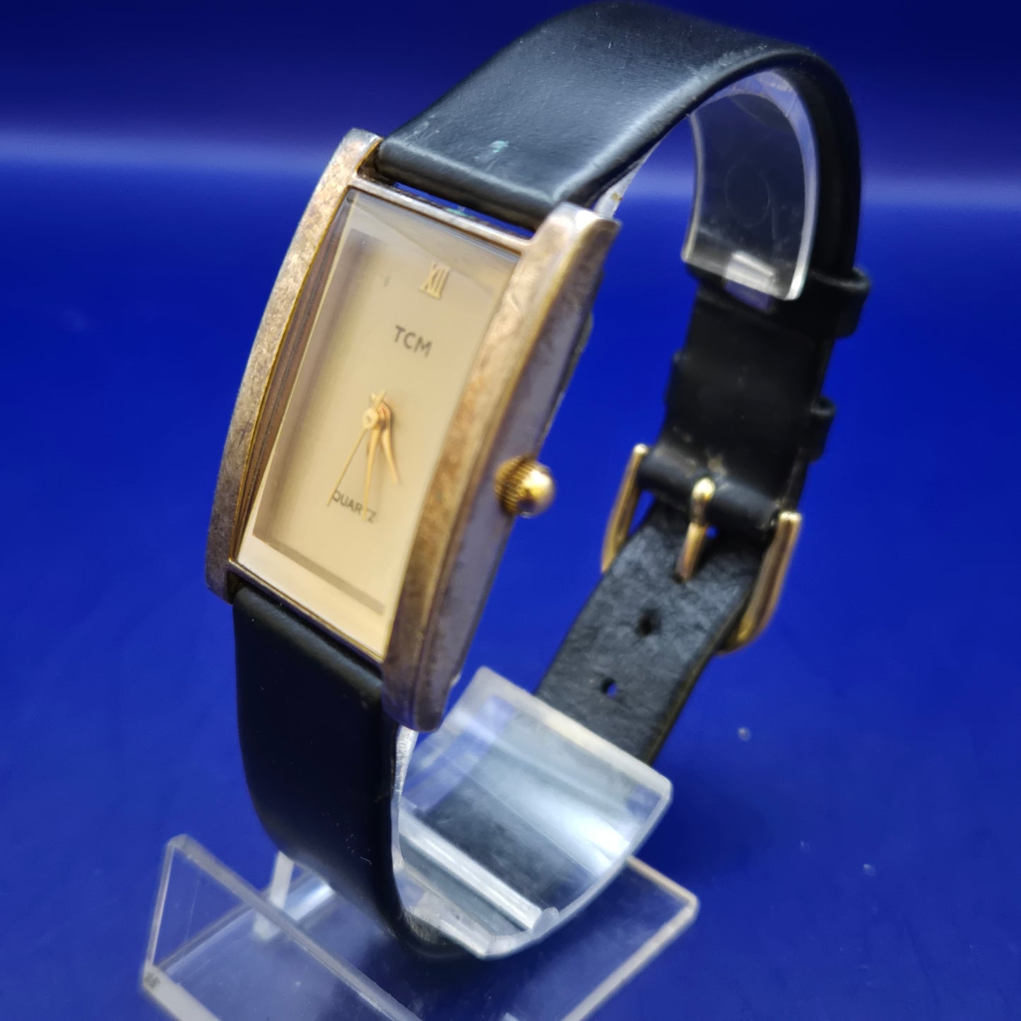 Klassische TCM Damen Uhr in Gold & Schwarz – Elegantes Rechteck Design