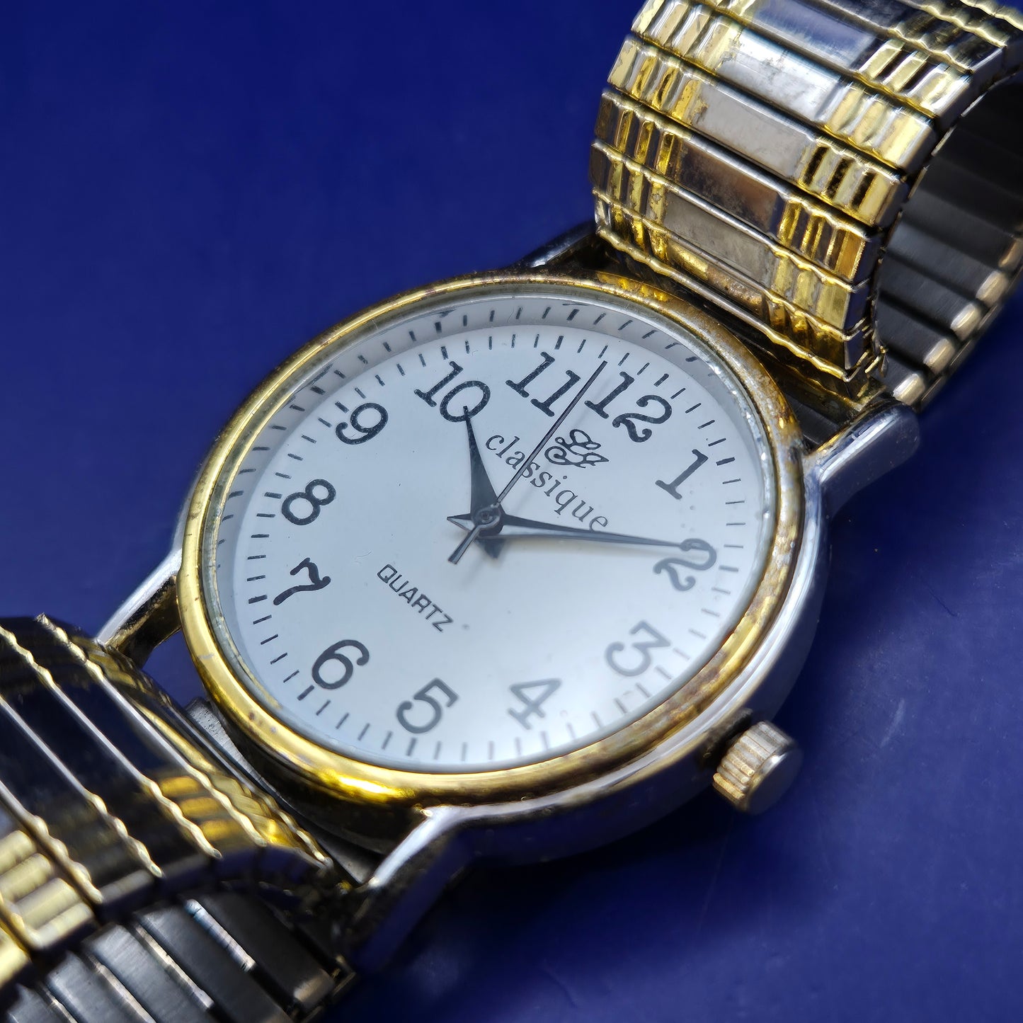 Klassische Classique Herren Uhr – Zeitloses Design mit Flexarmband