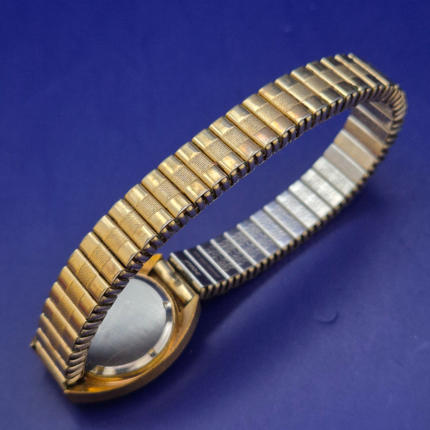 Klassische Exita Damen Uhr – Vergoldetes Vintage Design mit Fixo-Flex Band