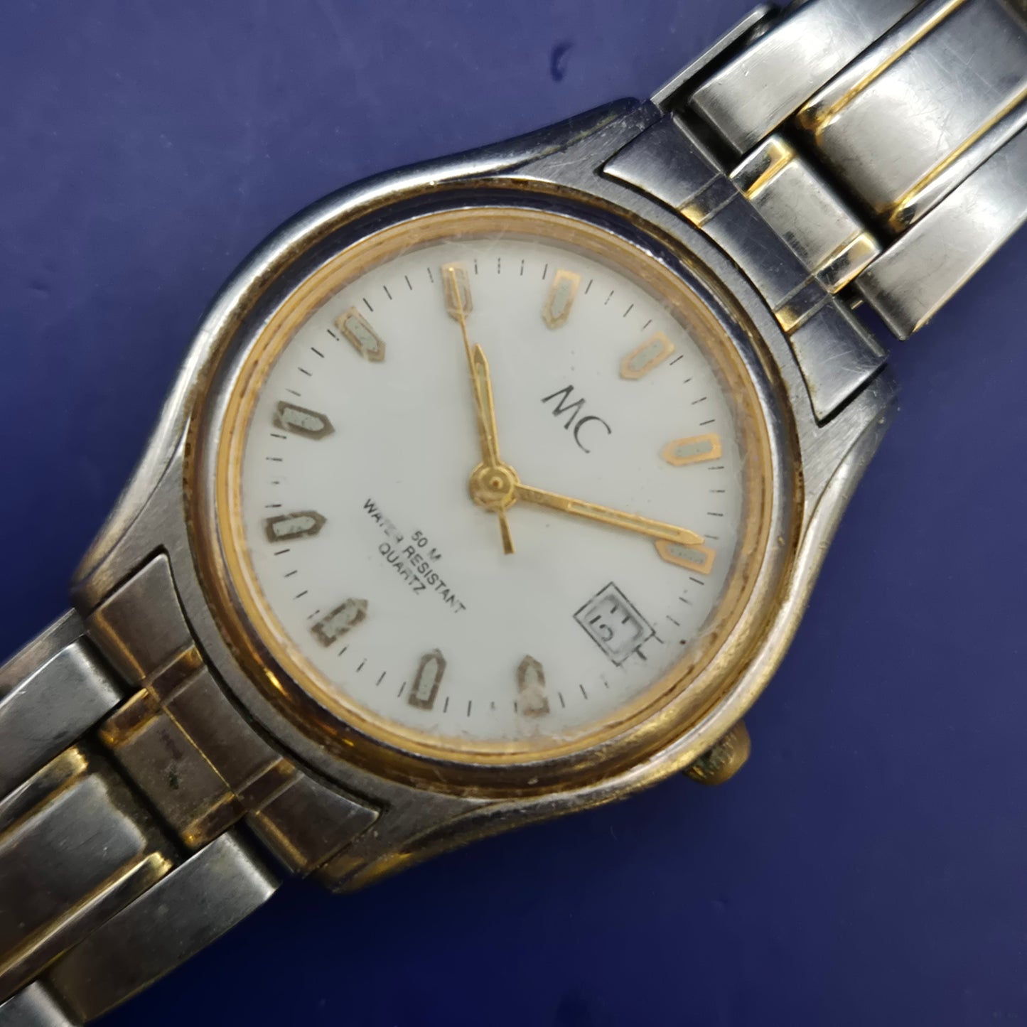 Klassische MC Damen Uhr Zweifarbig – Stilvoller Begleiter mit Datum