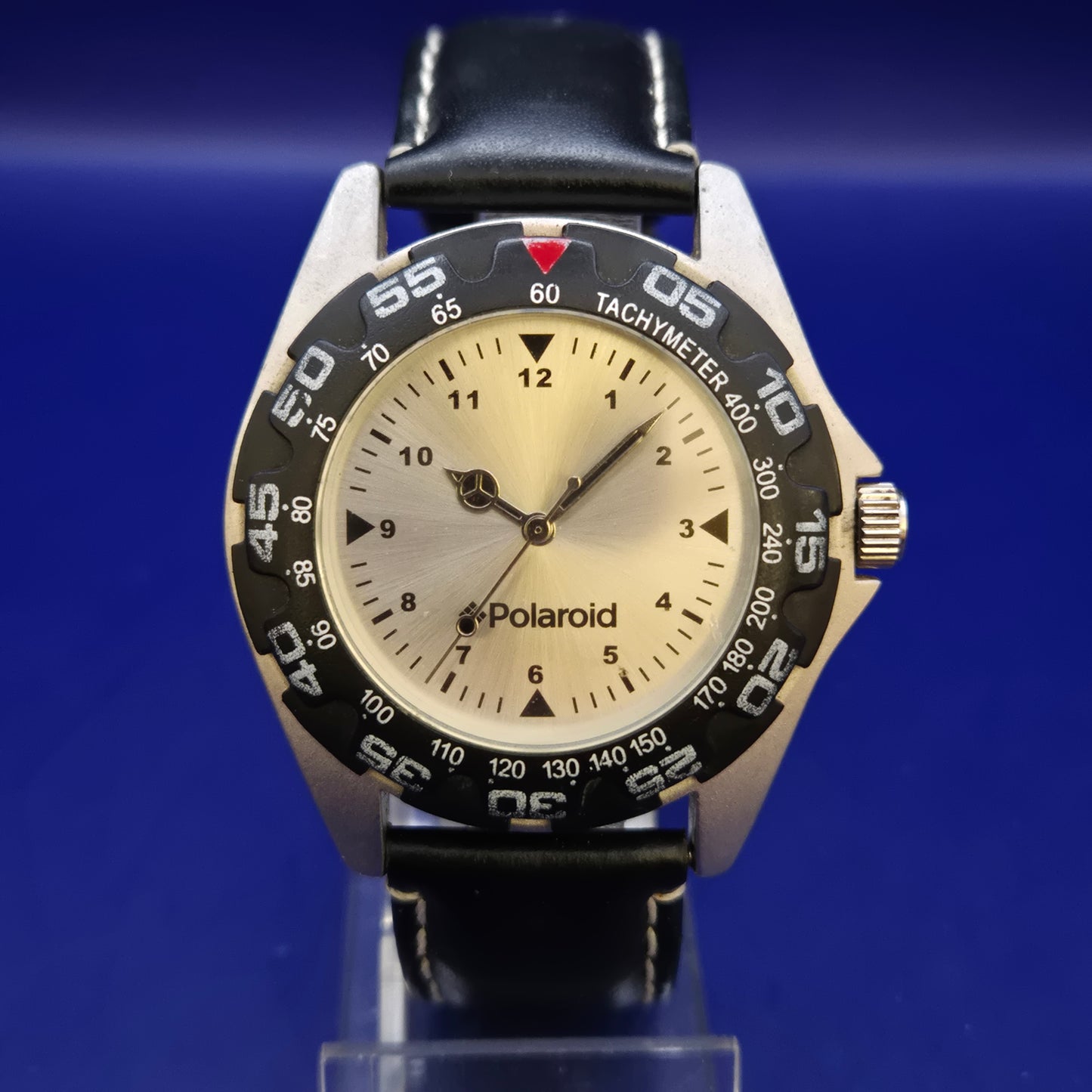 Robuste Polaroid Herren Uhr – Sportliches Design mit Tachymeter