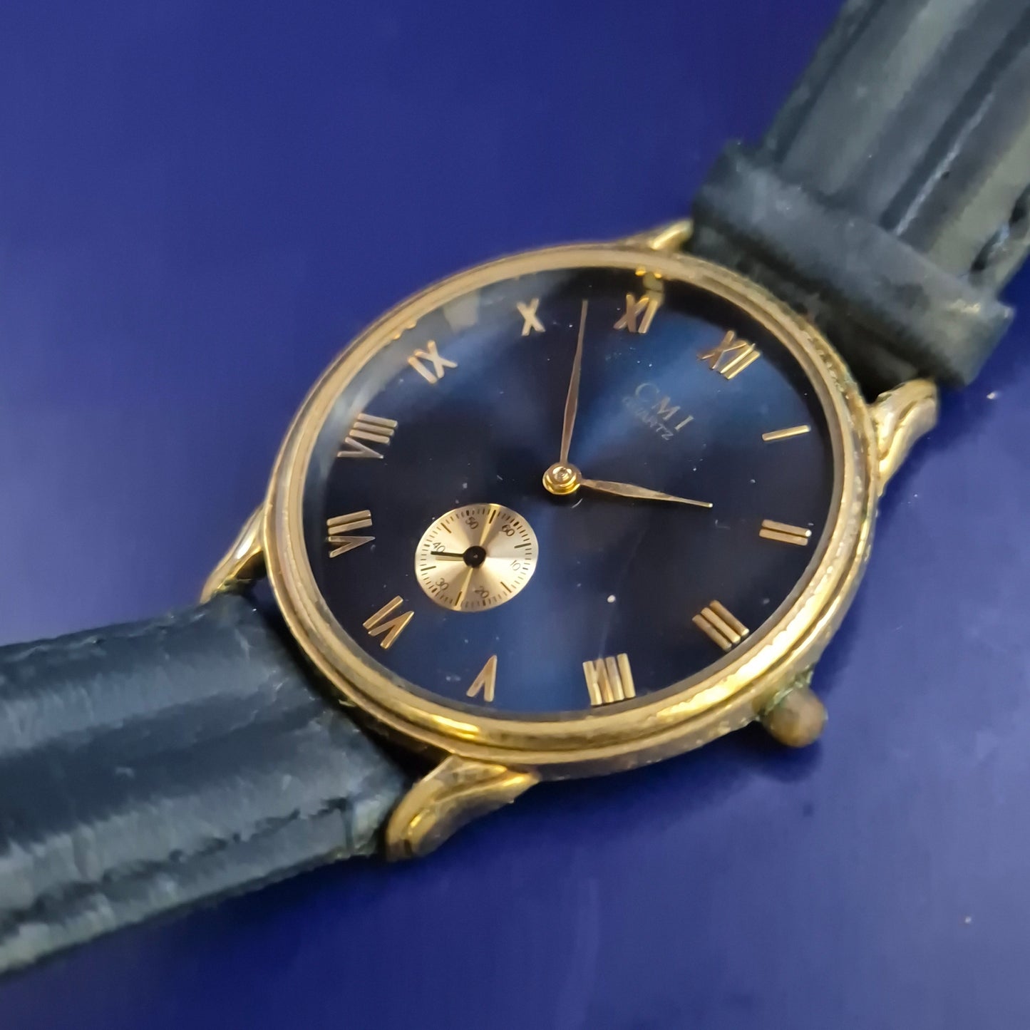 Klassische CMI Herren Uhr – Blaues Zifferblatt mit kleiner Sekunde
