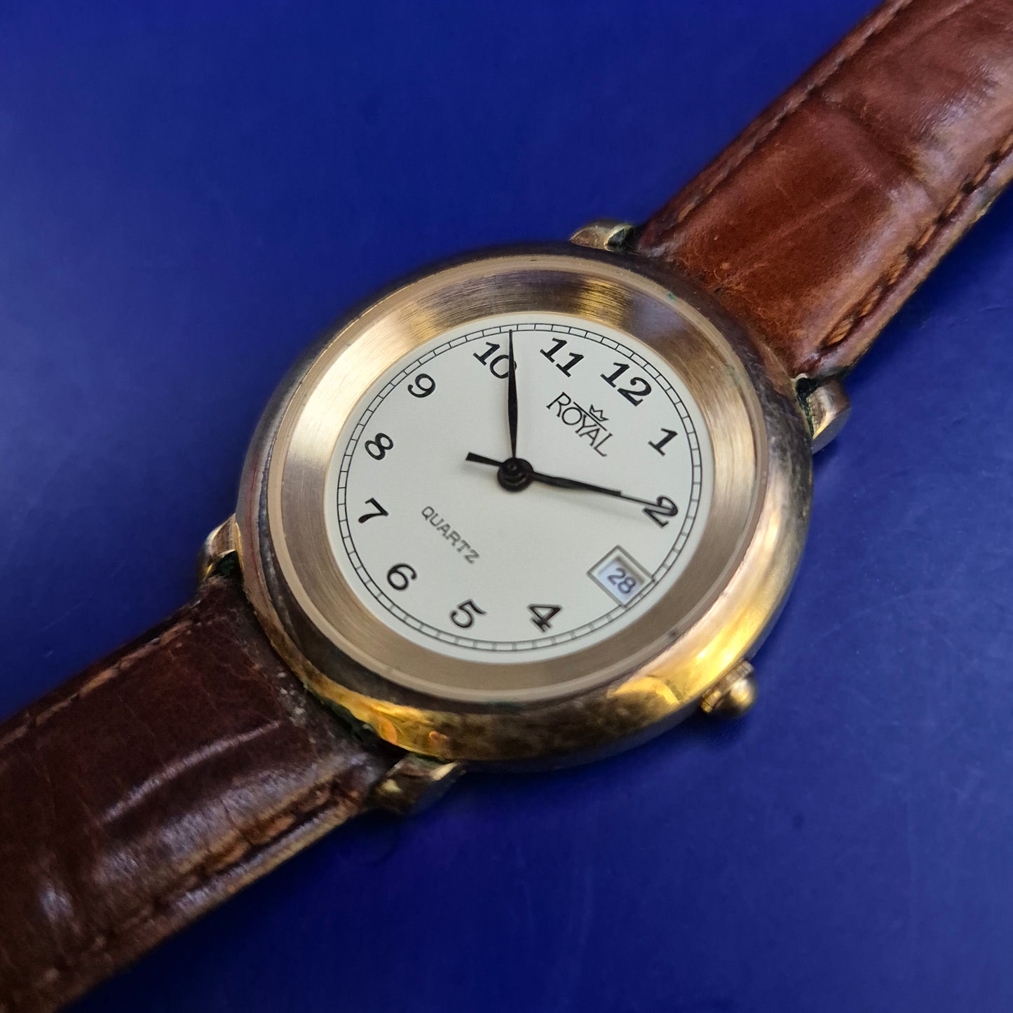 Klassische Royal Quartz Herren Uhr – Elegantes Gold Design mit Lederband