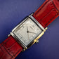 Elegante TCM Damen Uhr – Klassisches Design mit rotem Lederband
