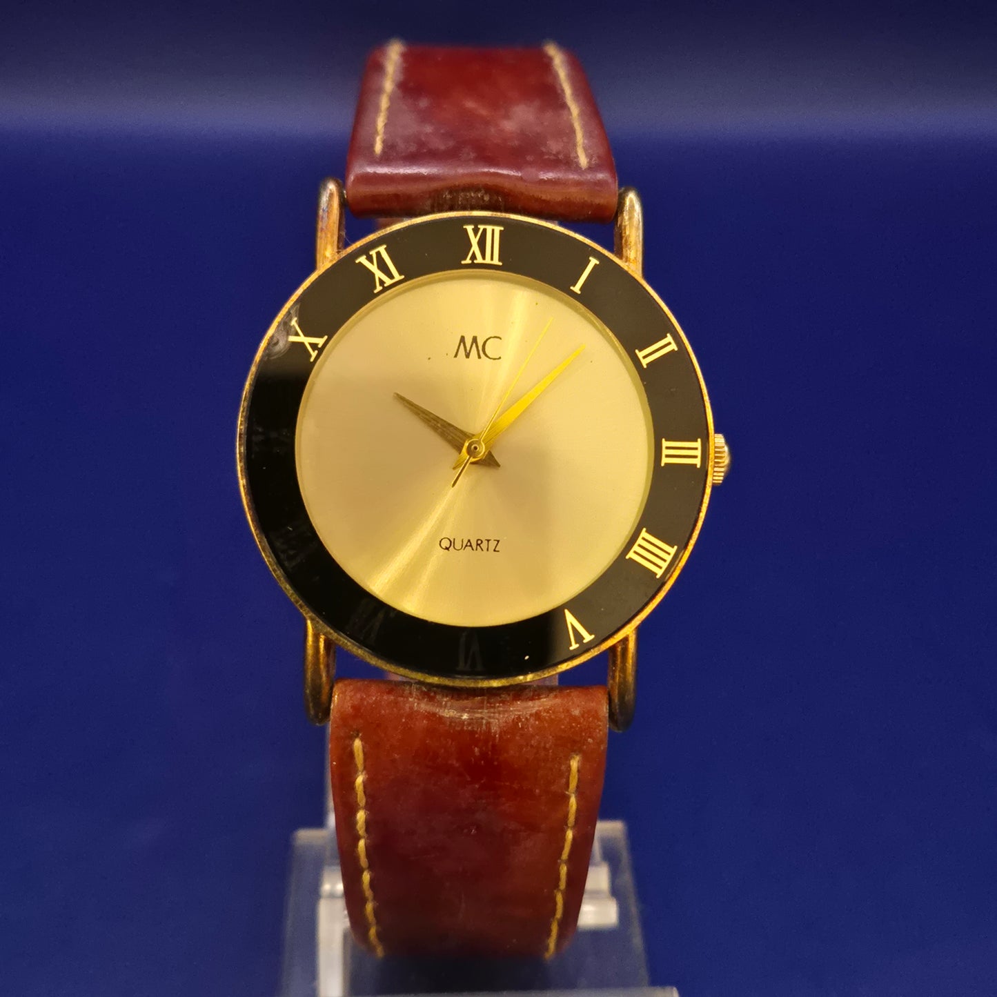 Klassische MC Damen Uhr – Elegantes Vintage Design mit Römischen Zahlen