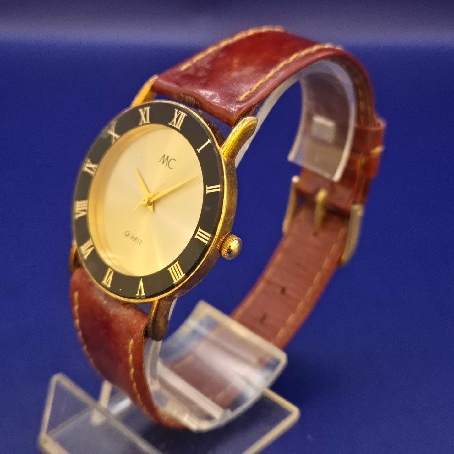 Klassische MC Damen Uhr – Elegantes Vintage Design mit Römischen Zahlen
