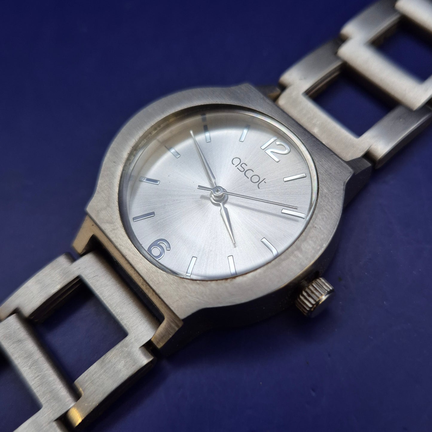 Klassische Ascot Damen Uhr – Elegantes Bicolor-Design mit Edelstahl