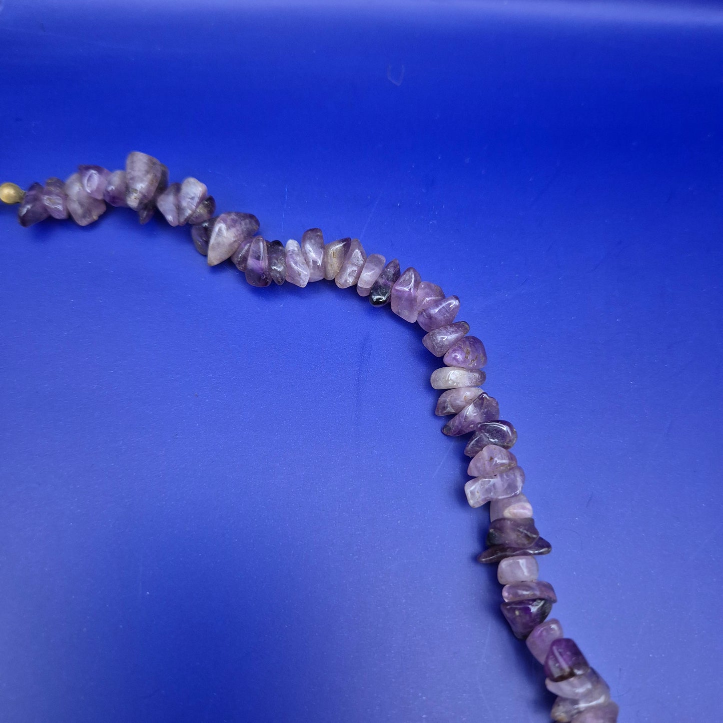 Edle Amethyst Splitterkette – Naturstein Halskette in Lila