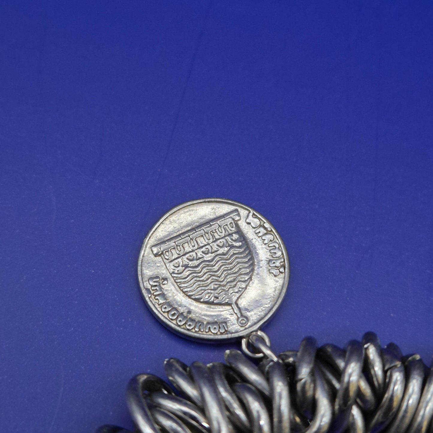 Charmantes Perlen Bettelarmband – Silbernes Design mit Elefanten Motiv