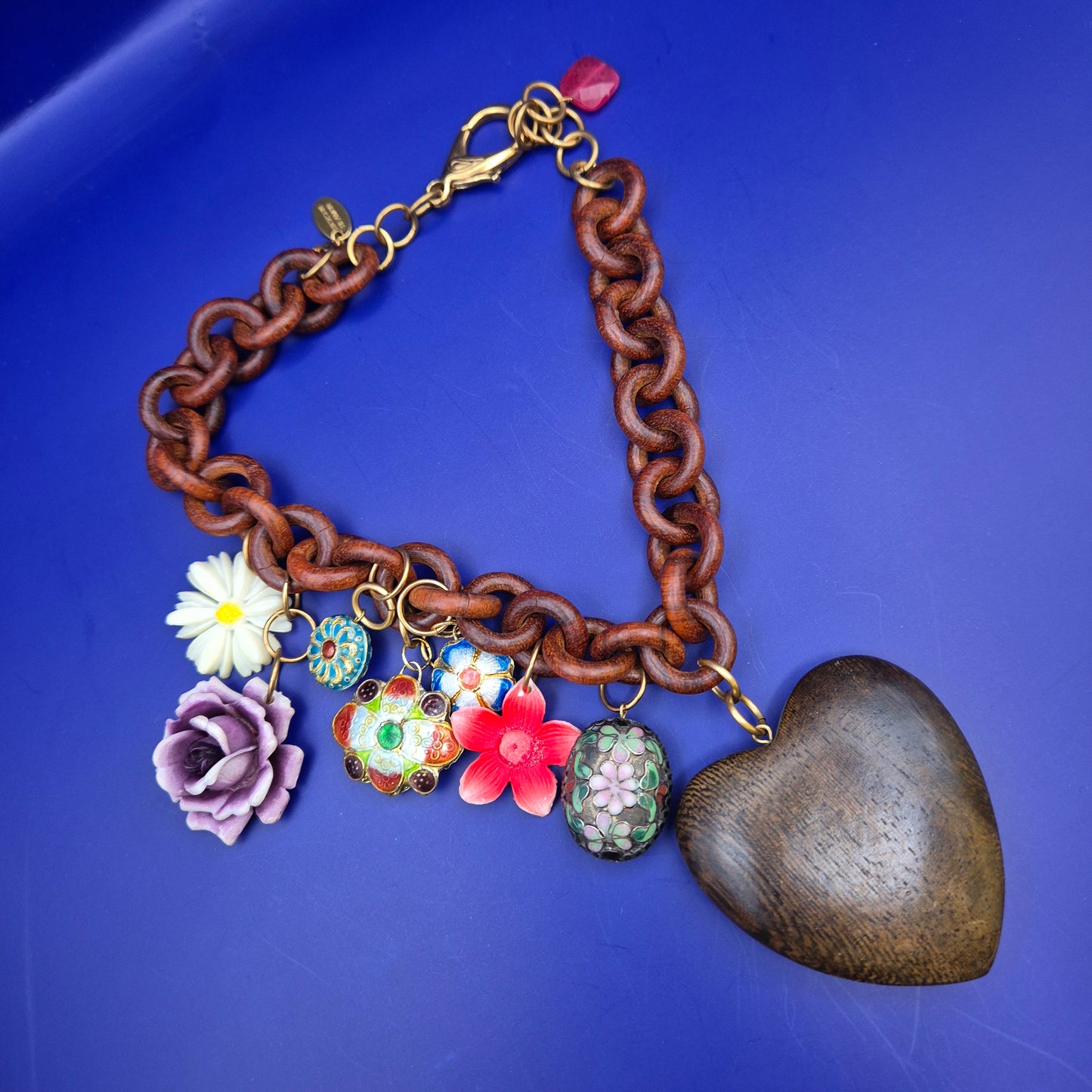 Vintage Charm Statement Damen Uhr Kette – Herz Anhänger & Blumen Charms