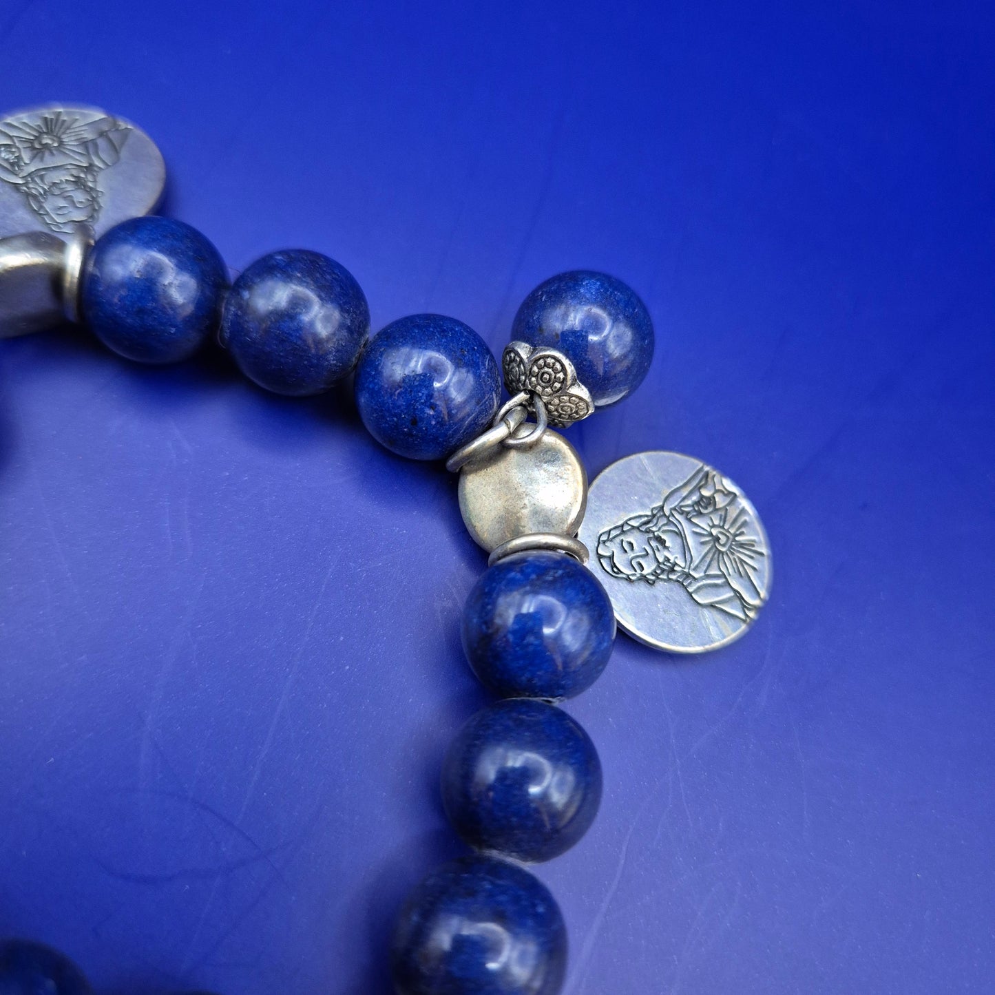 Spirituelles Lapis Lazuli Armband – Dunkelblaues Perlen Armband