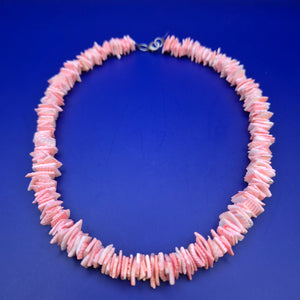 Moderne Muschel Kette in Rosa – Maritimer Look für den Sommer