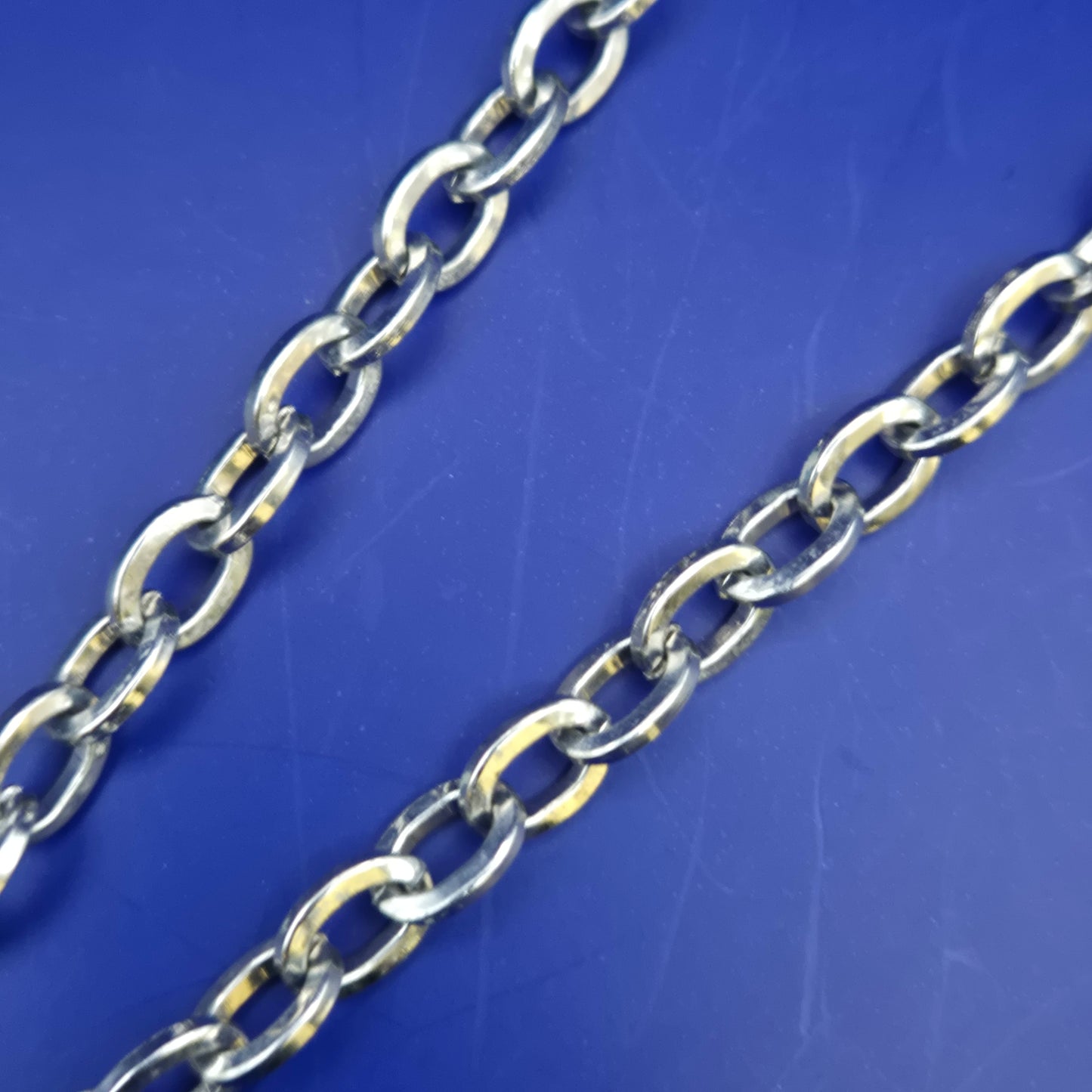 Elegante Damen Kette mit pinkem Herzanhänger – Romantischer Stil