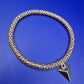 Elegantes Damen Armband in Goldoptik – Modernes Design mit Pyramiden Anhänger