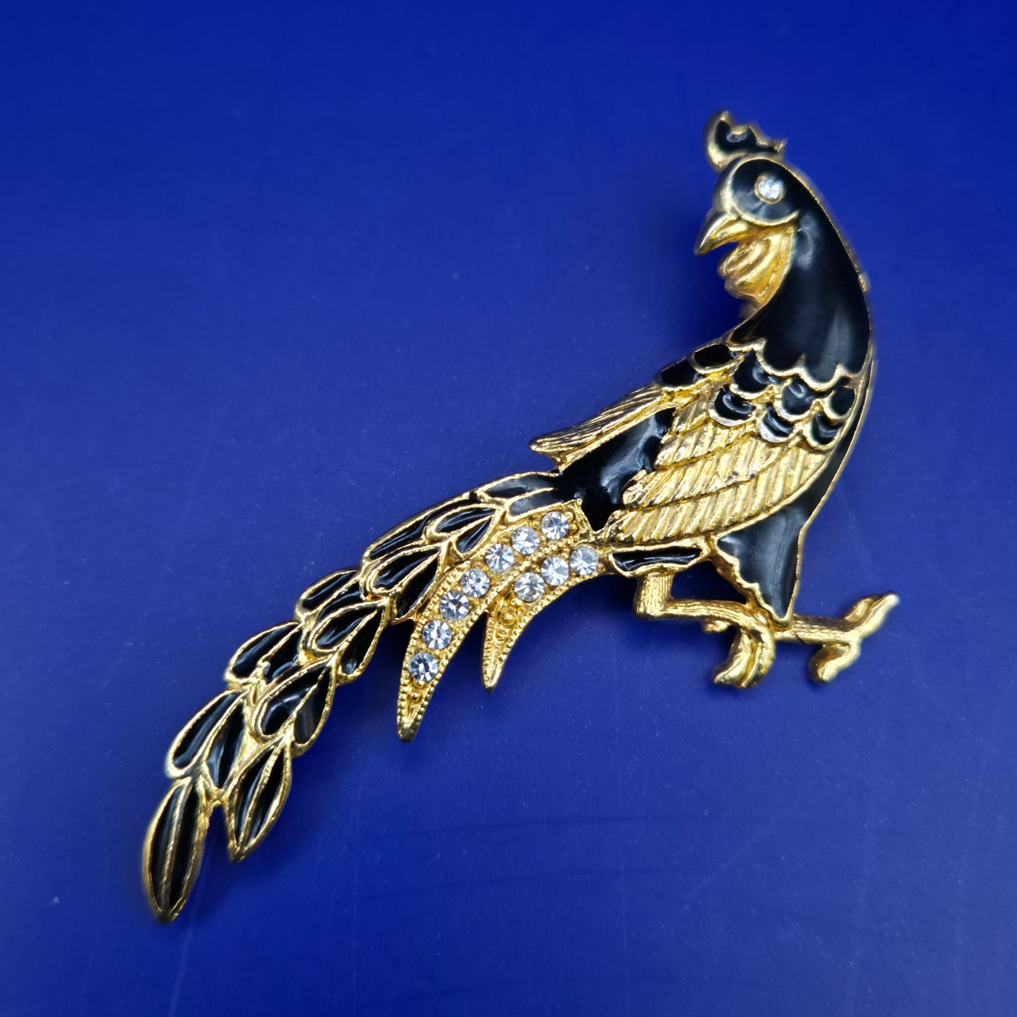 Elegante Fasanen Brosche in Gold und Schwarz – Vintage Stil Damen Schmuck