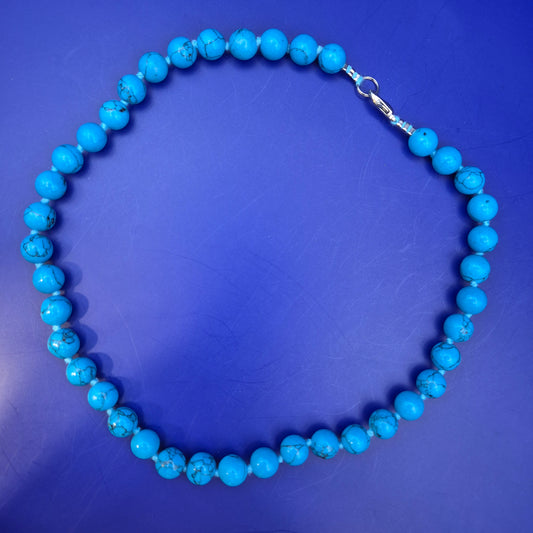 Stilvolle Türkis Stein Kette – Kräftiges Blau mit Natürlicher Maserung