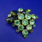 Vintage Modeschmuck Brosche in Grün – Elegantes Blätter und Trauben Design