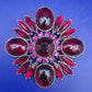 Prachtvolle Vintage Blüten Brosche – Dunkelrote Cabochons & Strass