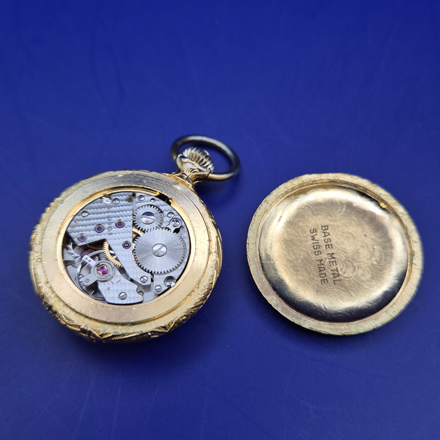 Edle Sonette Swiss Taschen Uhr – Elegantes Skelett Design mit Relief