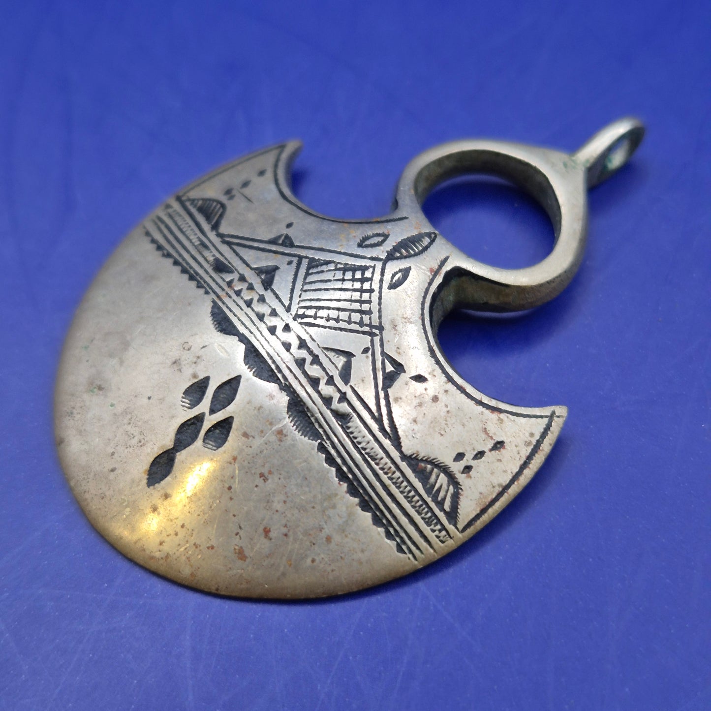 Traditioneller Tuareg Anhänger – Handgravierter Silber Schmuck Beduinen Stil