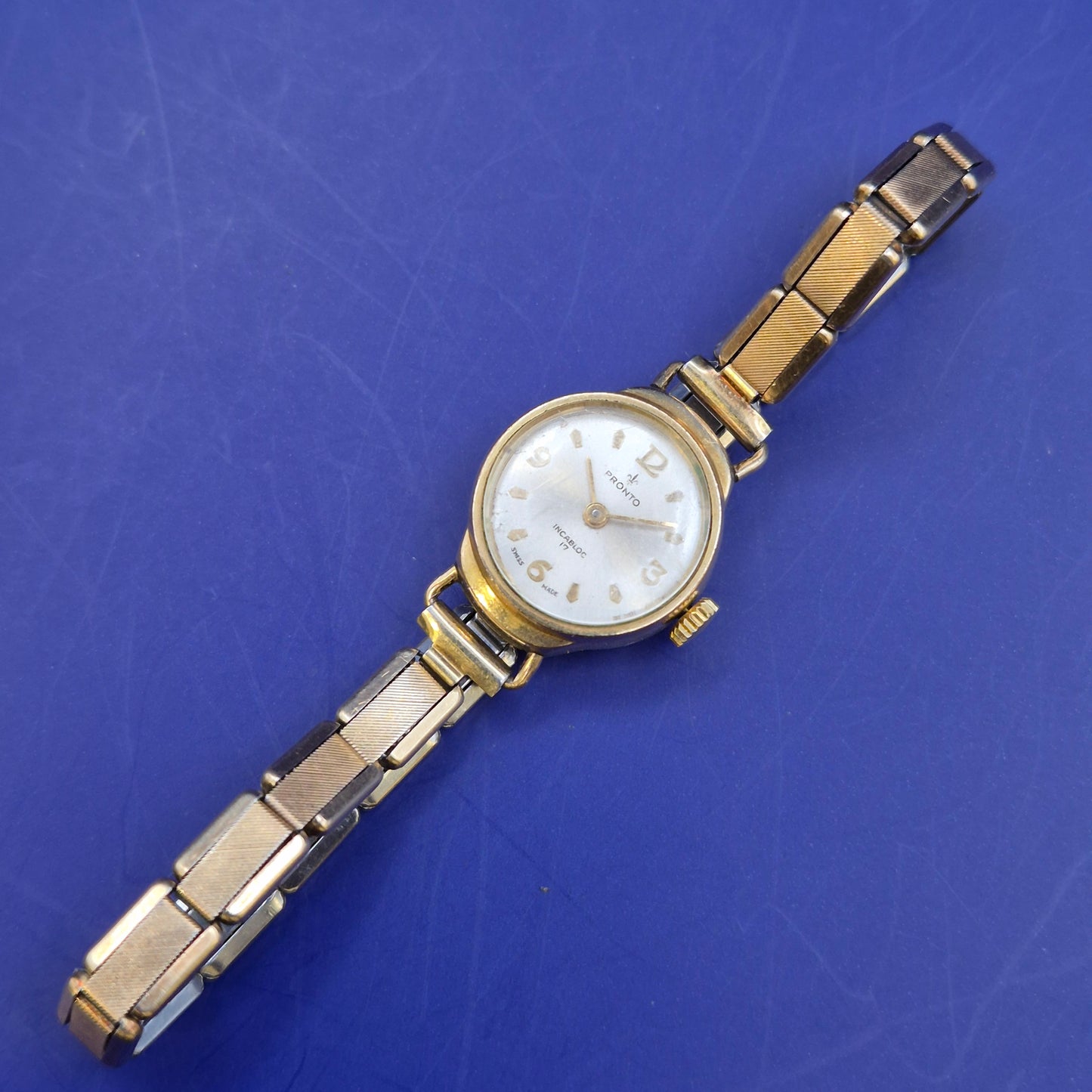 Elegante Pronto Damen Uhr – Vintage-Stil mit Rolled Gold Gehäuse