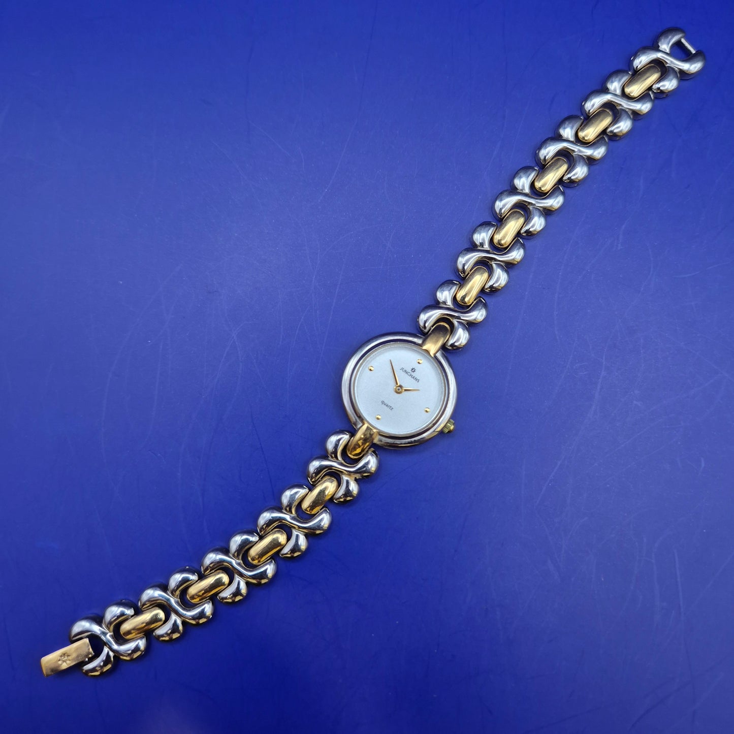 Elegante Junghans Bicolor Damen Uhr – Klassisches Design mit Gliederarmband