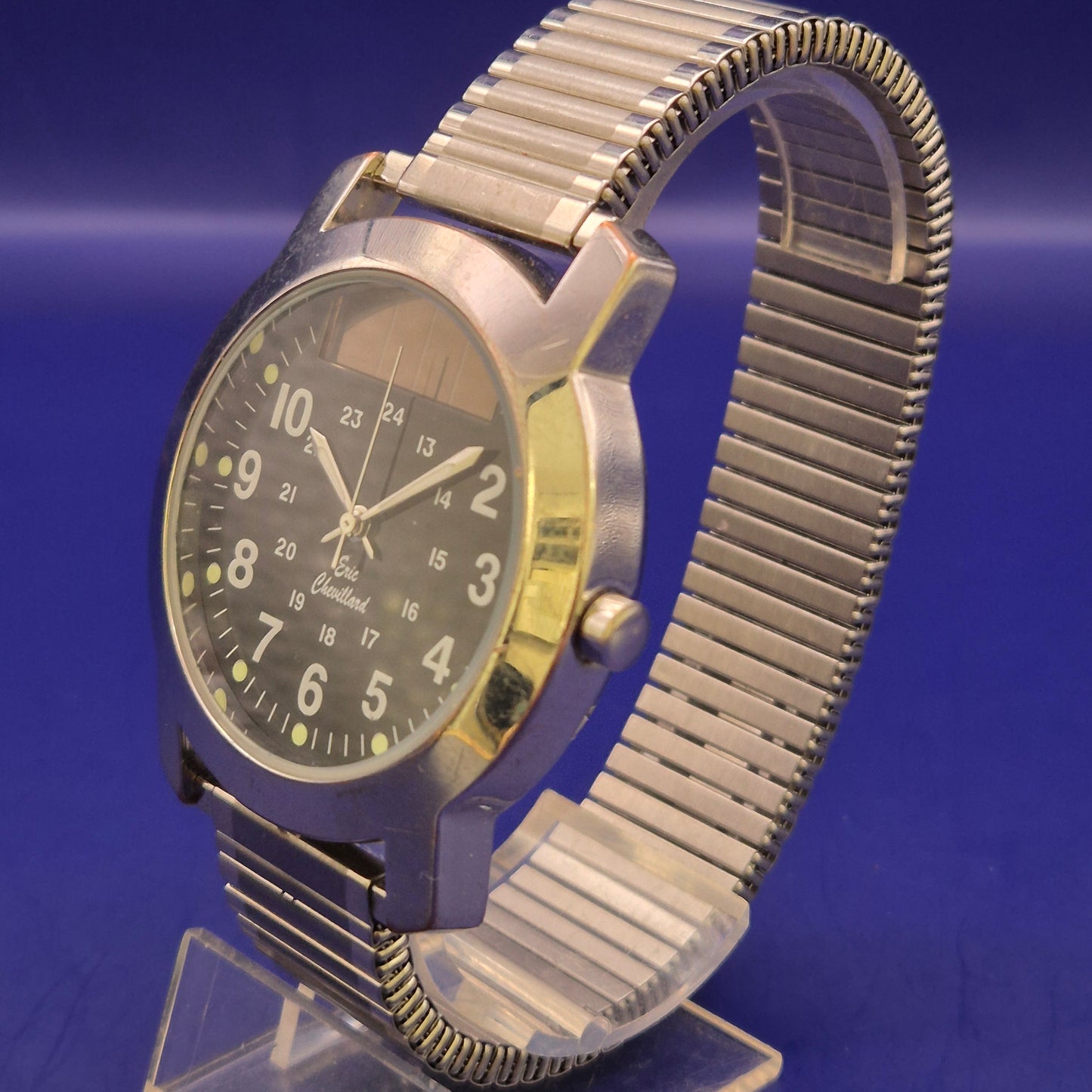 Klassische Eric Chevillard Herren Uhr – Solar & Flex-Armband
