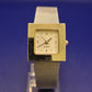 Elegante Yves Rocher Damen Uhr – Quadratisches Design mit Mesh-Armband