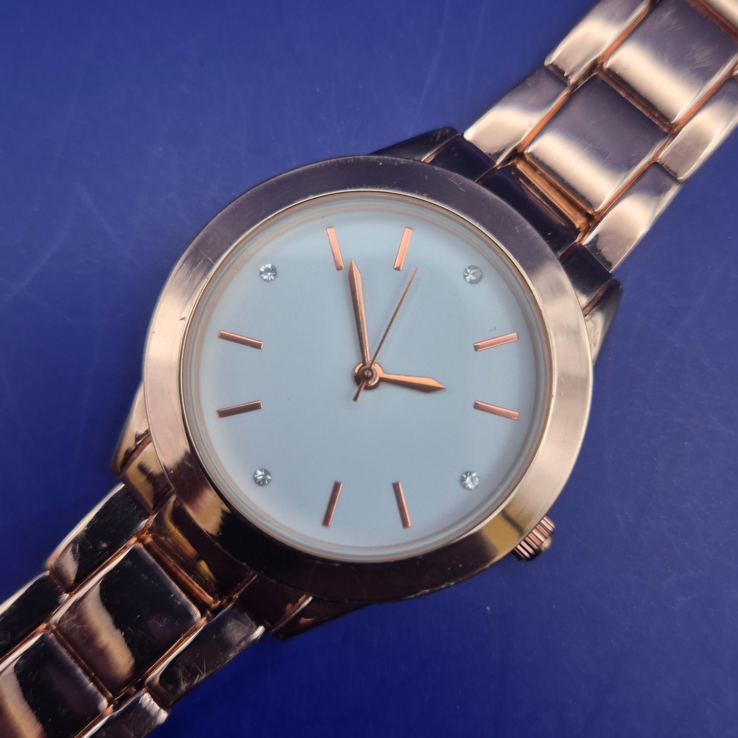 Elegante LDADPR Damen Uhr – Modernes Design in Roségold Optik