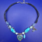 Stilvolle Damen Kette mit Herz Anhänger und Perlen im Boho Look