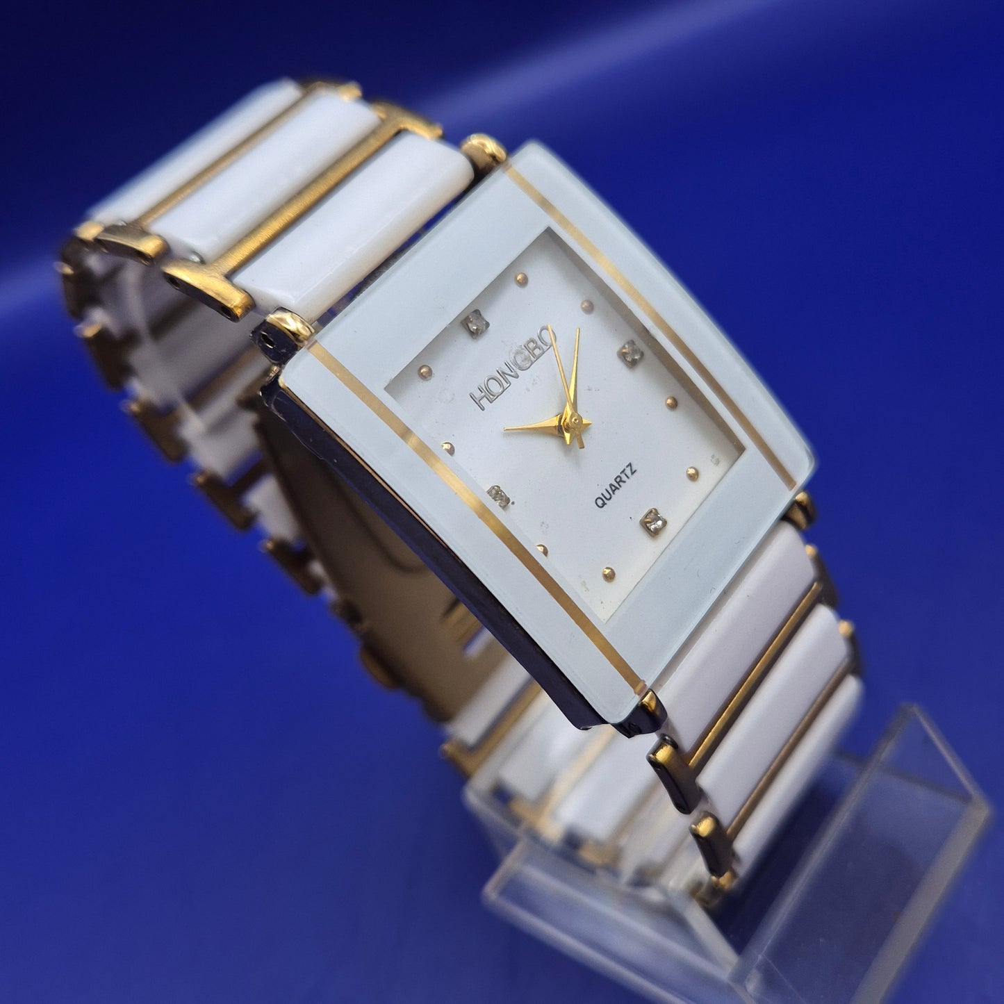 Elegante Hongbo Damen Uhr – Weißes Keramik Design mit Gold