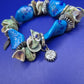 Maritimer Damen Armband aus Muscheln und Blauen Steinen – Boho Stil