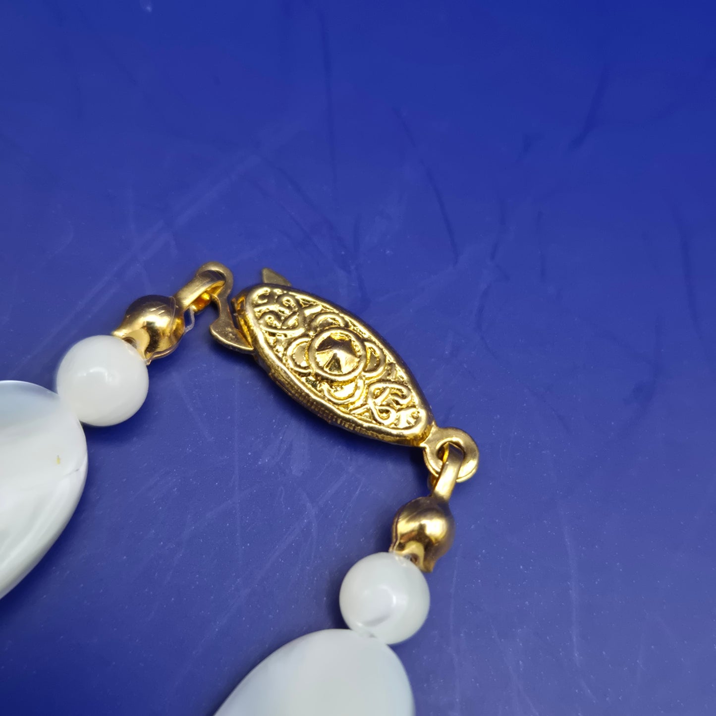 Edle Damen Perlmutt Kette – Elegante Perlmuttkette mit Goldverschluss