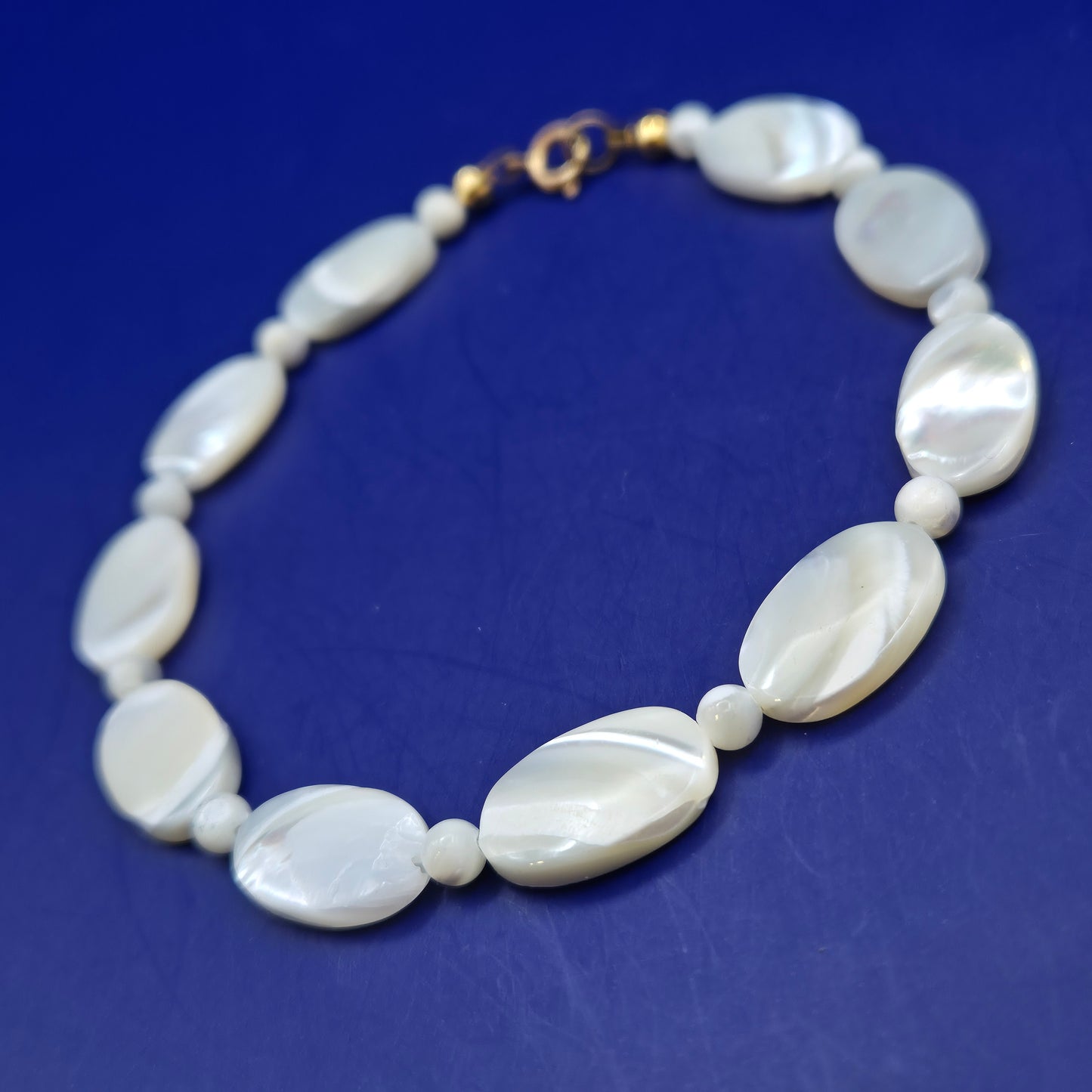 Edle Perlmutt Damen Kette – Elegantes Perlmutt-Design mit Glanz