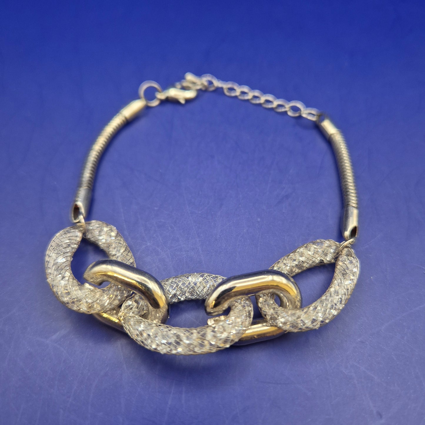 Elegantes Damen Armband in Silber-Optik mit Kristall-Gliedern