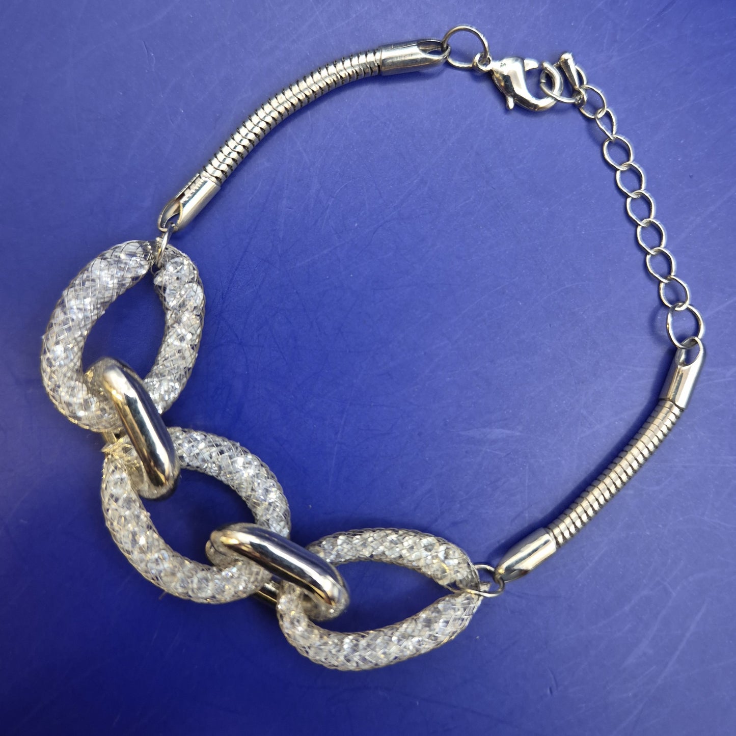 Elegantes Damen Armband in Silber-Optik mit Kristall-Gliedern
