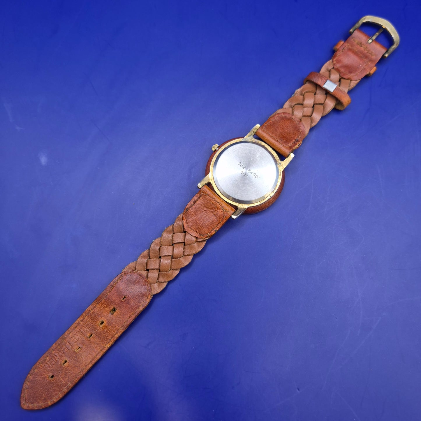 Meister-Anker Vintage Holzoptik Damen Uhr – Einzigartiger Retro-Look