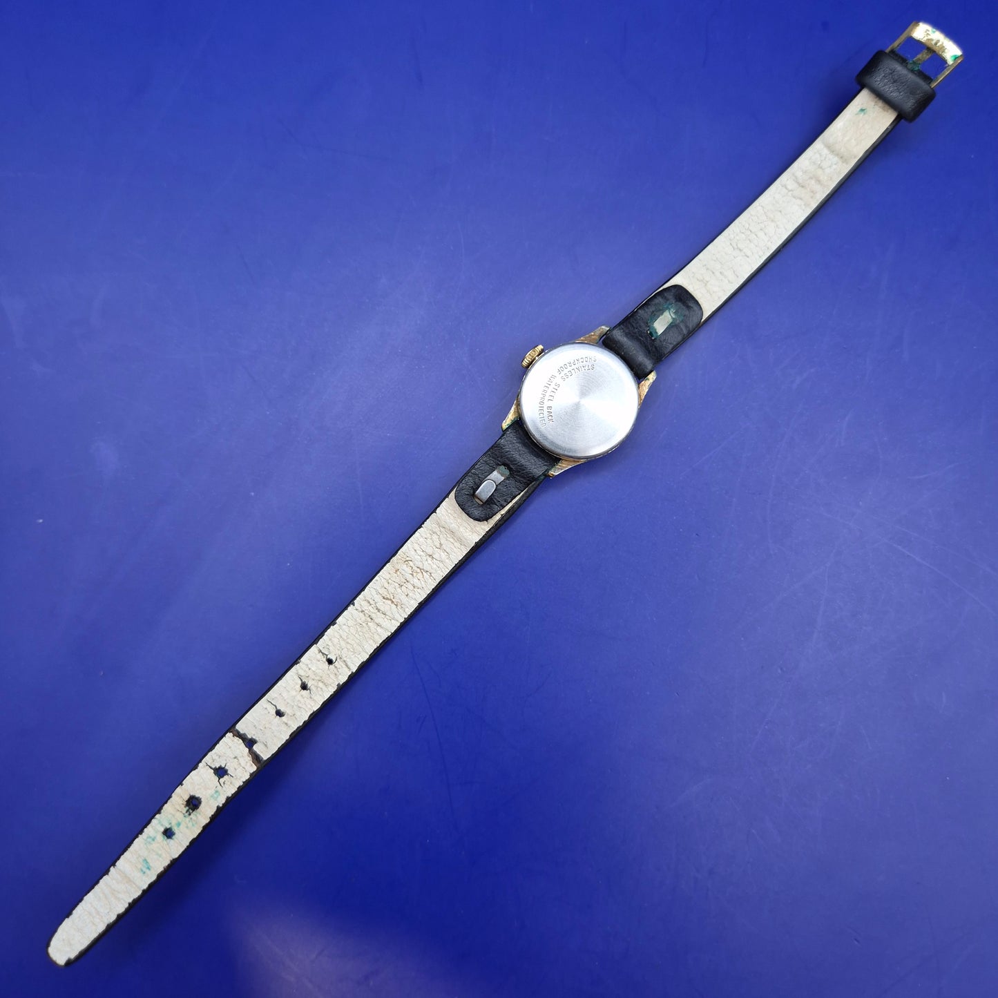 Klassische Junghans Damen Uhr – Vintage Charme mit 17 Jewels
