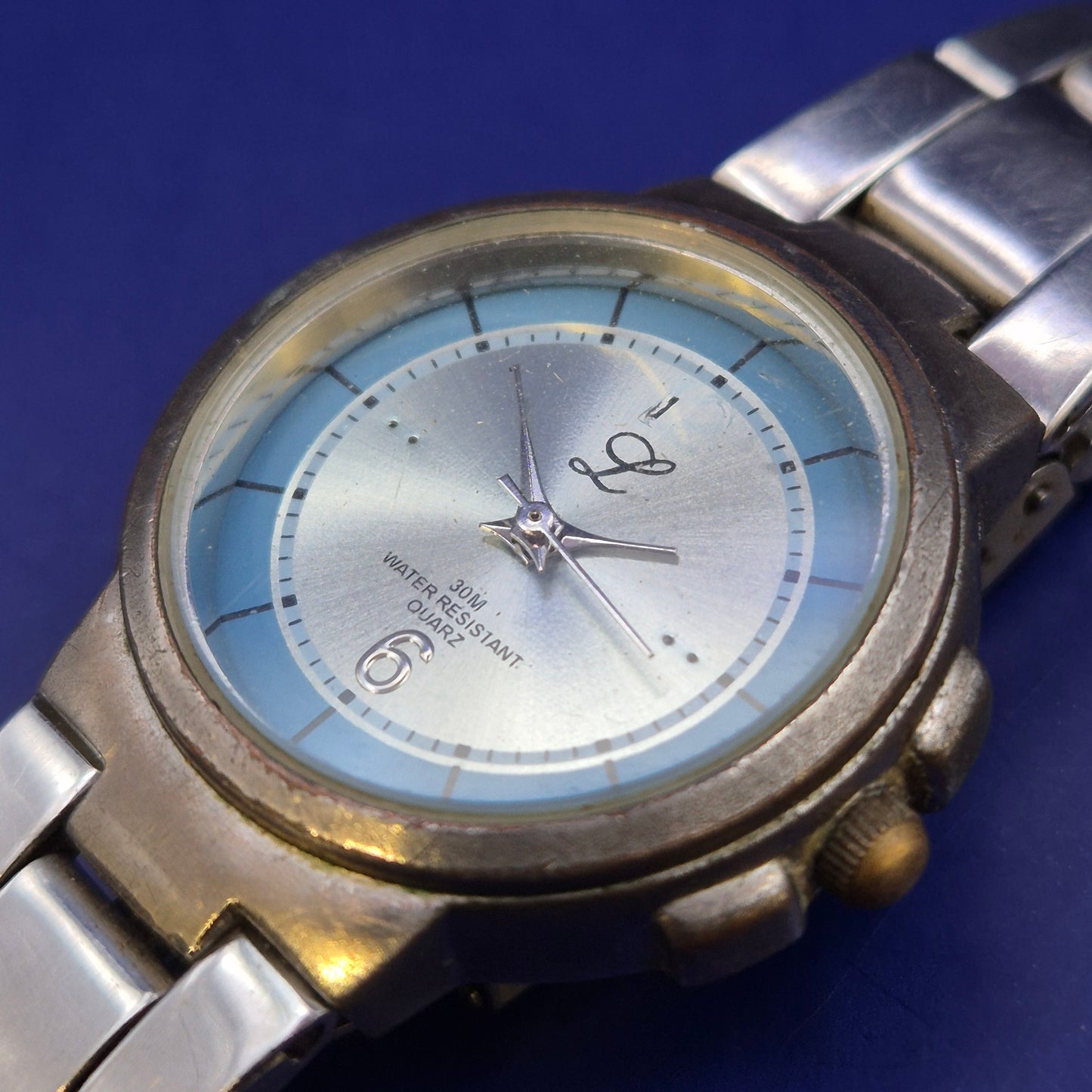 Klassische Meister-Anker Damen Uhr – Zweifarbiges Design mit Hellblauem Ring